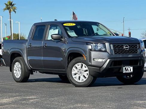 Used 2023 Nissan Frontier SV w/ SV Convenience Package image 2