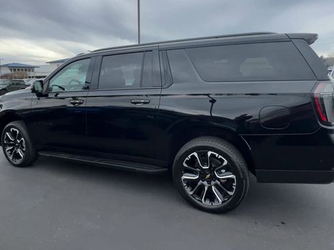 New 2026 Chevrolet Suburban RST w/ Comfort Package image 74