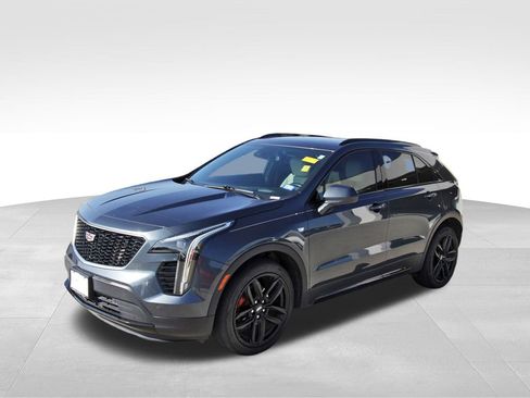 Used 2019 Cadillac XT4 Sport image 2
