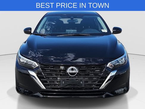 Used 2025 Nissan Sentra SV FWD image 2