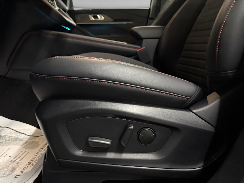 New 2026 Ford Explorer ST-Line w/ ST-Line Street Pack AWD/4WD image 15