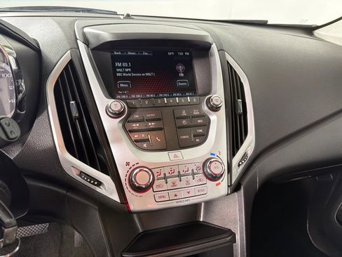 Used 2017 GMC Terrain SLE FWD image 15