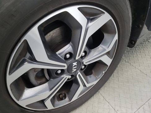 Used 2019 Kia Forte LXS image 31