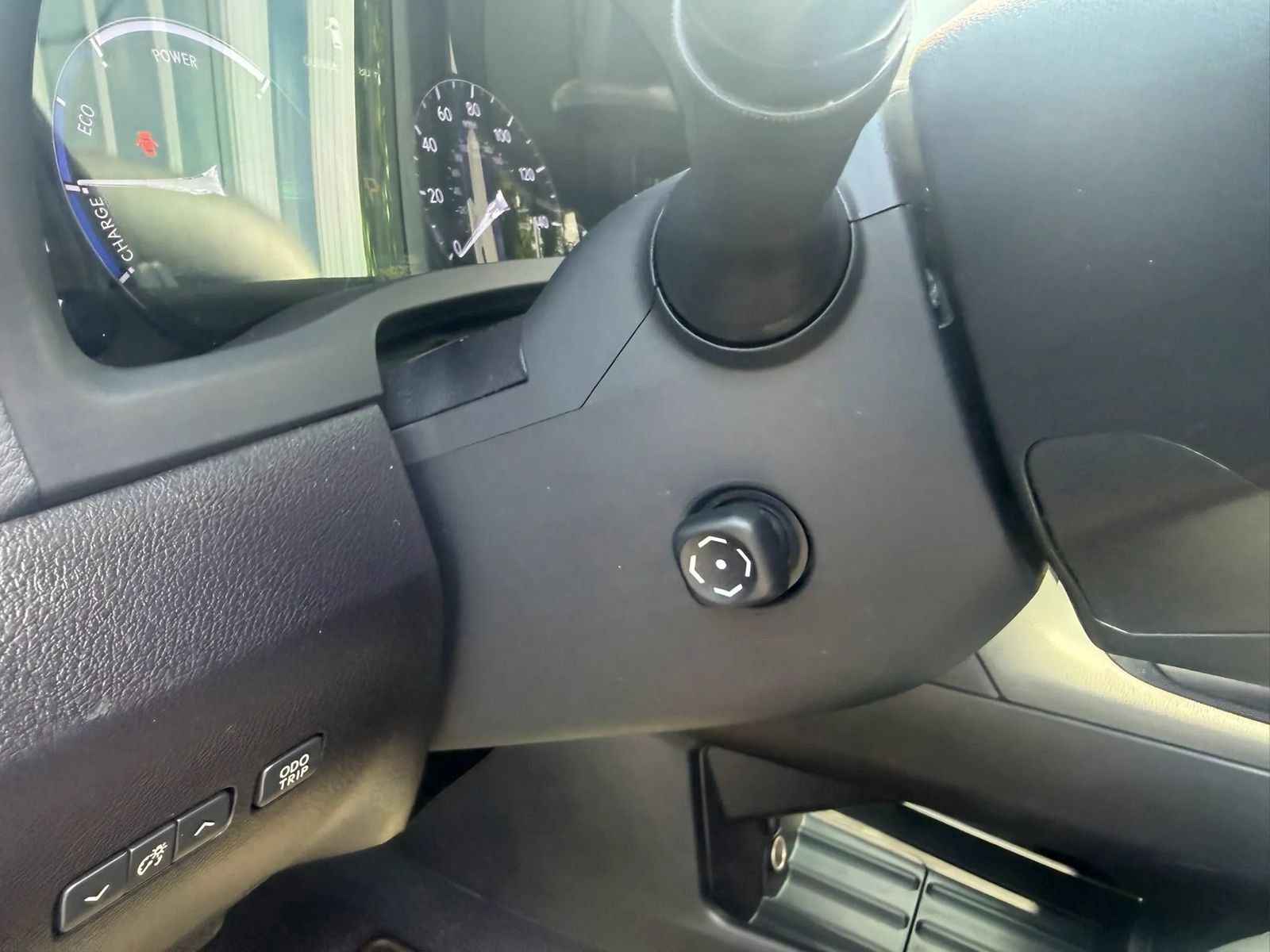Used 2015 Lexus RX 450h AWD image 19
