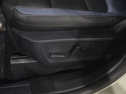New 2025 Ford Bronco Sport Outer Banks w/ Outer Banks Tech Package+ AWD/4WD image 18
