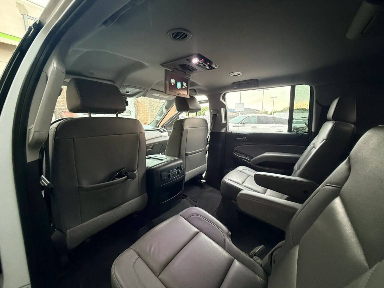 Used 2019 Chevrolet Suburban LT w/ Luxury Package AWD/4WD image 21