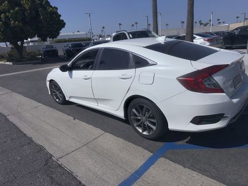 Used 2020 Honda Civic EX image 6
