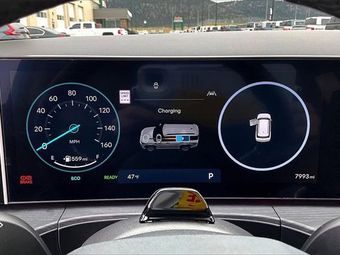 Used 2025 Hyundai Santa Fe Limited image 20