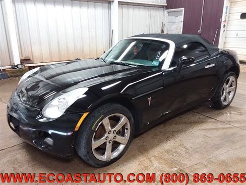 Used 2007 Pontiac Solstice Convertible w/ Premium Package image 4