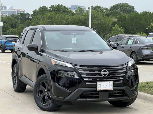 New 2026 Nissan Rogue SV FWD image 2