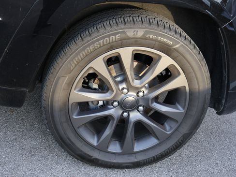 Used 2019 Jeep Grand Cherokee High Altitude image 42