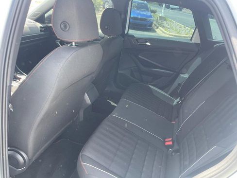 Used 2019 Volkswagen Jetta GLI FWD image 10