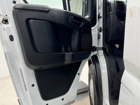Used 2023 RAM ProMaster 2500 FWD image 14