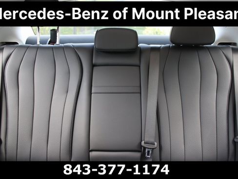 Used 2025 Mercedes-Benz E 350 4MATIC Sedan image 50
