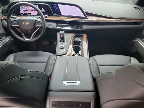Used 2024 Cadillac Escalade ESV Luxury w/ LPO, Floor Liner Package image 16