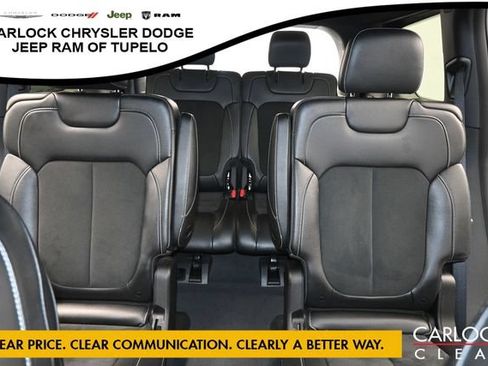 Used 2023 Jeep Grand Cherokee L Laredo RWD image 22