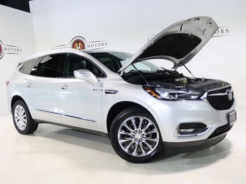Used 2021 Buick Enclave Essence w/ Sound and Sites Package AWD/4WD image 29