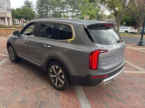 Used 2020 Kia Telluride S w/ S 8 Passenger Seating Package AWD/4WD image 5