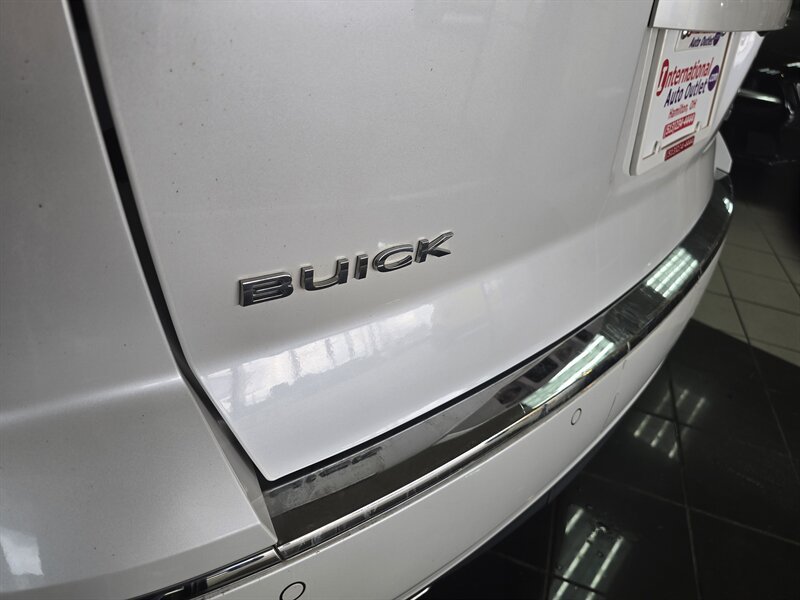 Used 2016 Buick Enclave Premium w/ Experience Buick Package FWD image 38