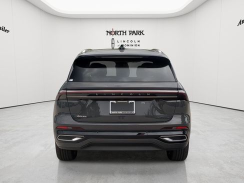 New 2026 Lincoln Nautilus Black Label AWD/4WD image 4