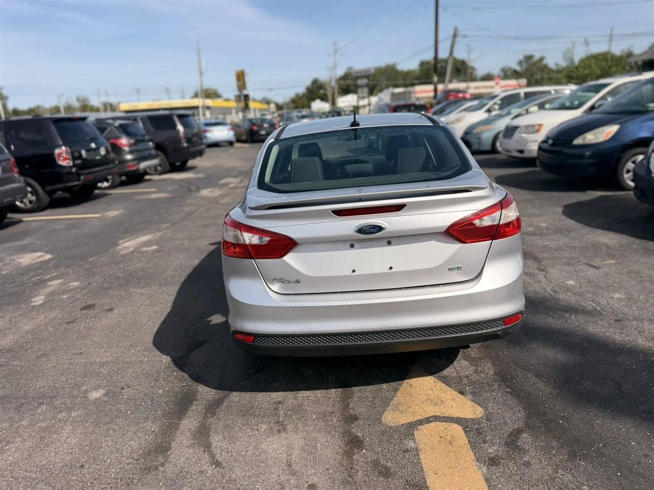 Used 2012 Ford Focus SE FWD image 8