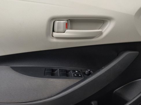 Used 2024 Toyota Corolla LE image 27