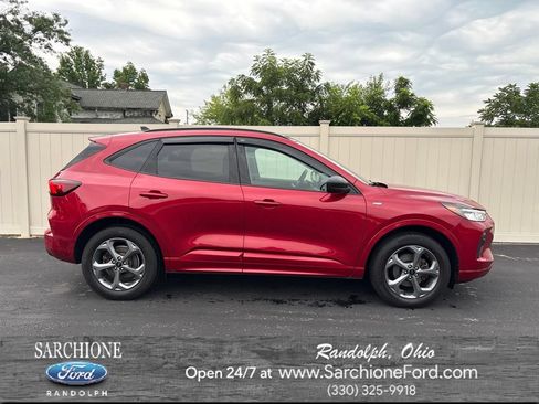 Used 2023 Ford Escape ST-Line w/ Tech Pack #1 AWD/4WD image 1