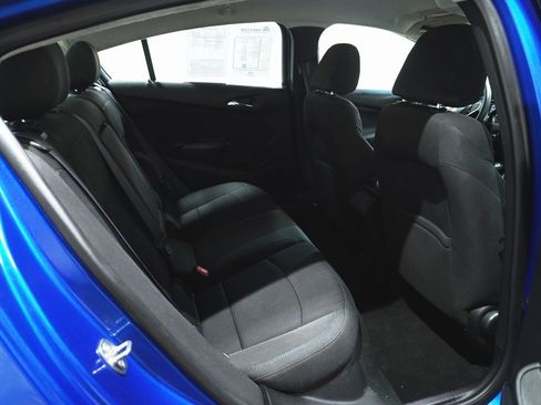 Used 2016 Chevrolet Cruze LT w/ Convenience Package image 13