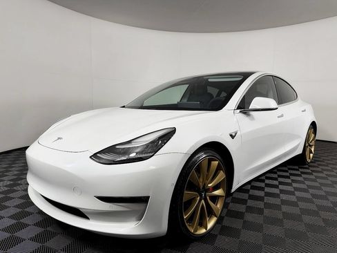 Used 2020 Tesla Model 3 Performance AWD/4WD image 2