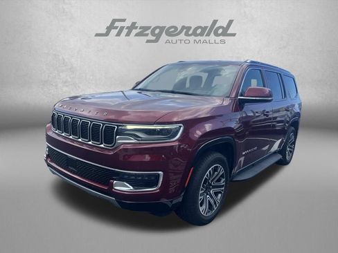 Used 2022 Jeep Wagoneer Series III RWD image 1