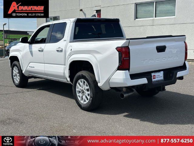 Used 2026 Toyota Tacoma SR5 RWD image 10