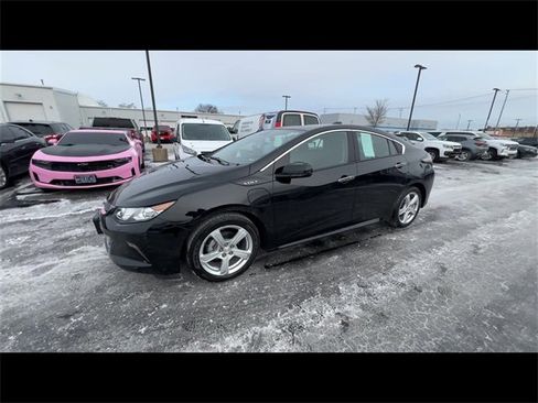 Used 2019 Chevrolet Volt LT w/ Comfort Package image 4