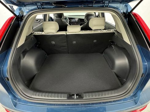 New 2026 Kia Niro EX FWD image 15
