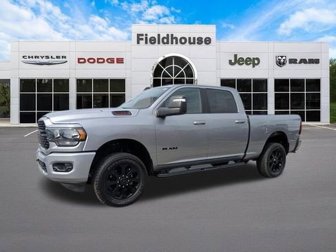 Used 2024 RAM 2500 Big Horn w/ Night Edition AWD/4WD image 18