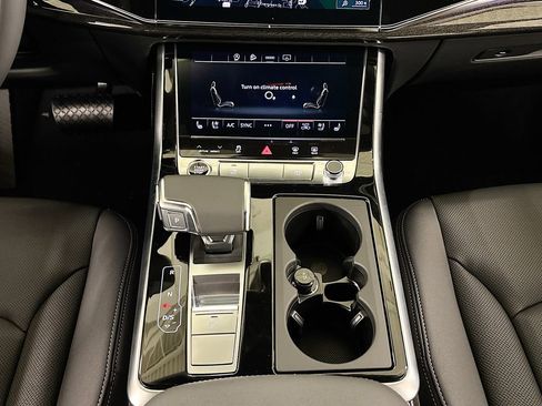 Used 2025 Audi Q8 Premium Plus AWD/4WD image 13
