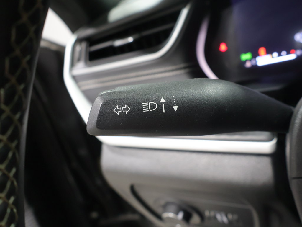 Used 2024 Jeep Grand Cherokee L Altitude AWD/4WD image 34