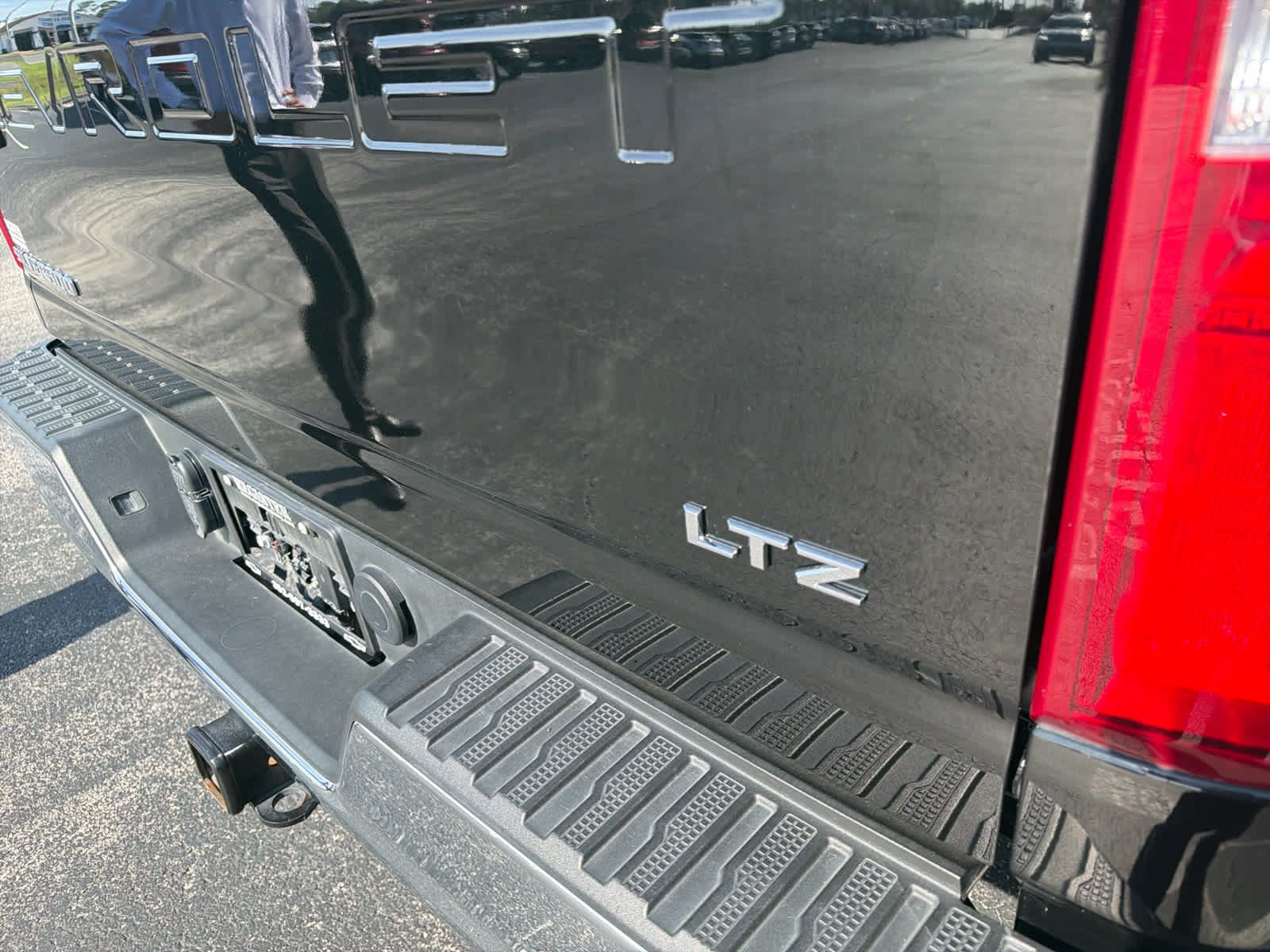 Used 2024 Chevrolet Silverado 2500 LTZ RWD image 14