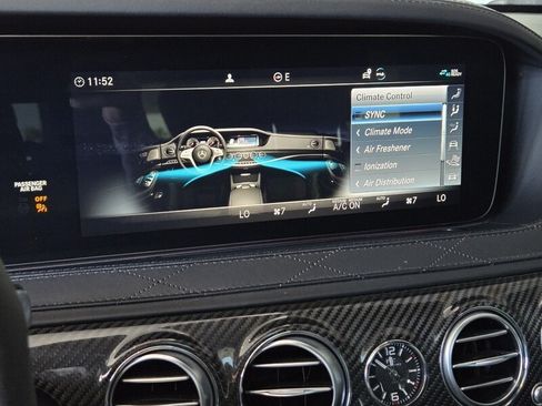 Used 2019 Mercedes-Benz S 63 AMG S 4MATIC Sedan image 32