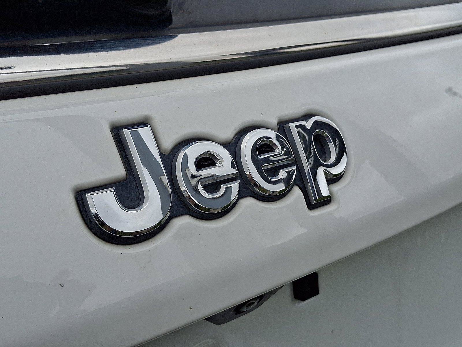 Used 2024 Jeep Compass Latitude AWD/4WD image 31