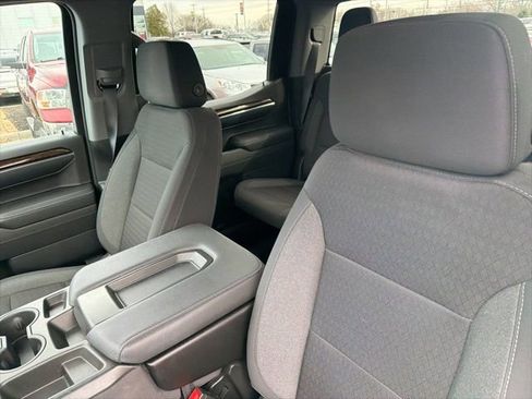 Used 2024 GMC Sierra 1500 SLE image 16