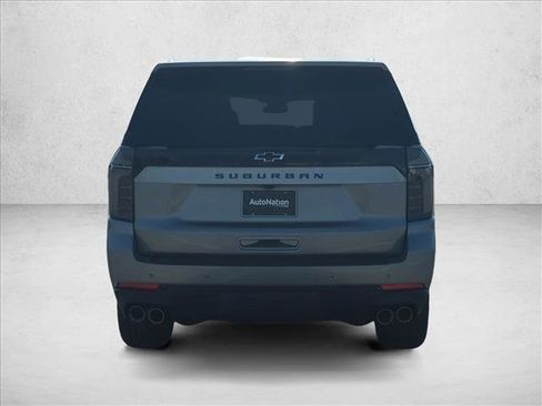 New 2026 Chevrolet Suburban Z71 w/ Comfort Package image 8