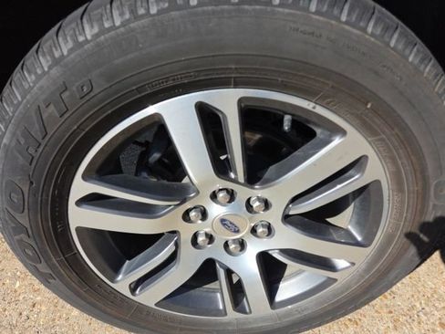 Used 2024 Ford Expedition Limited RWD image 14