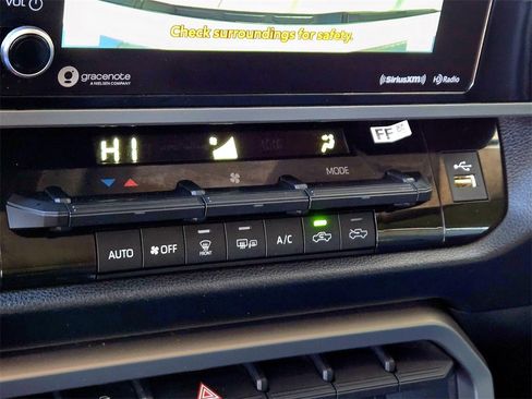 Used 2022 Toyota Tundra SR5 w/ SR5 Convenience Package image 19