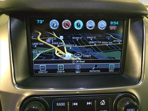 Used 2019 Chevrolet Suburban Premier AWD/4WD image 25