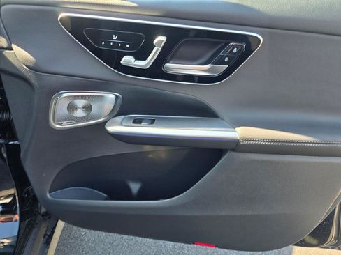New 2026 Mercedes-Benz GLC 300 4MATIC image 23