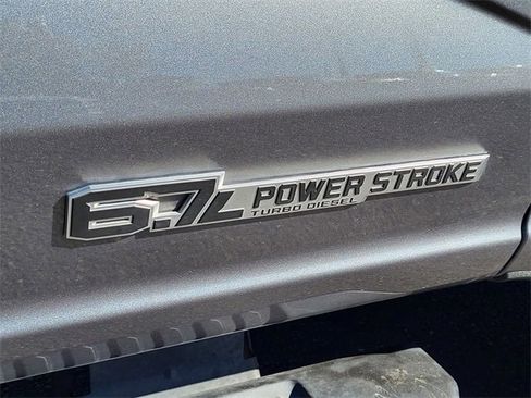 Used 2023 Ford F250 Lariat w/ Lariat Ultimate Package image 9