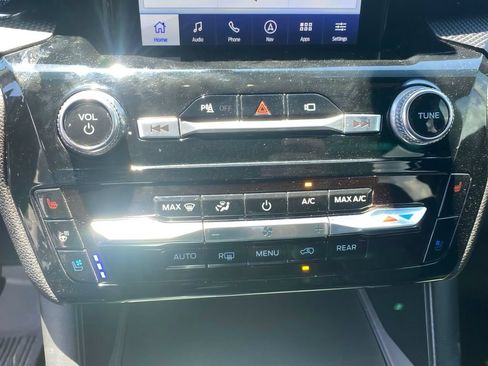 Used 2023 Ford Explorer ST w/ Equipment Group 401A AWD/4WD image 23