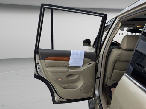 Used 2006 Lexus GX 470 image 17