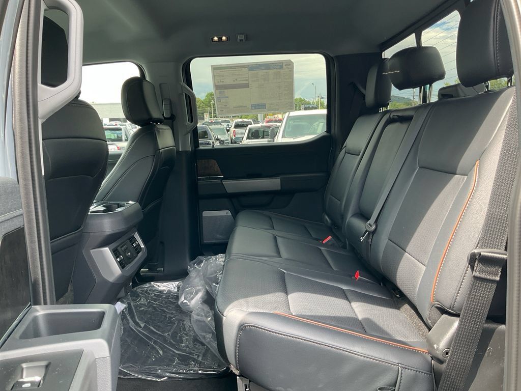 New 2026 Ford F250 Lariat w/ Chrome Package AWD/4WD image 14