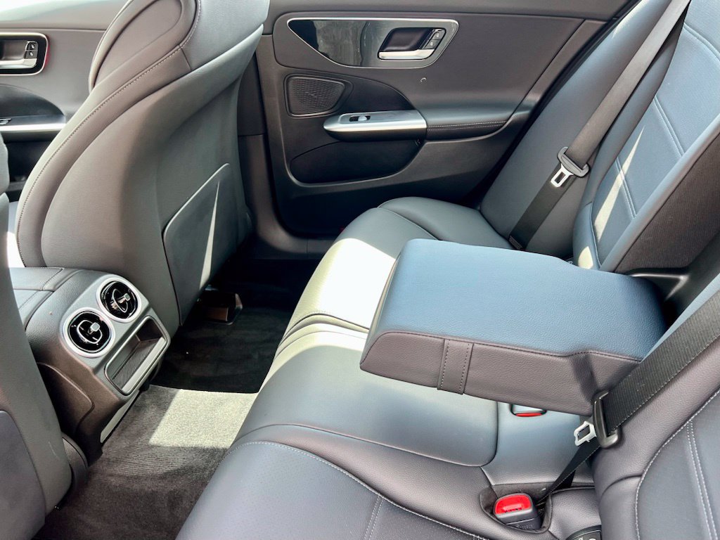 Certified 2023 Mercedes-Benz C 300 4MATIC Sedan image 26